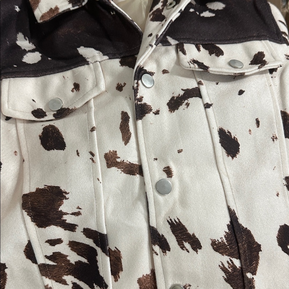 Western Cowhide Look Short Jacket - Picture 6 of 8